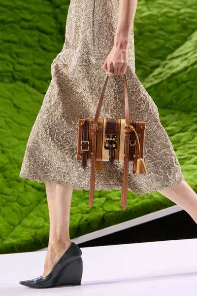 Look 31